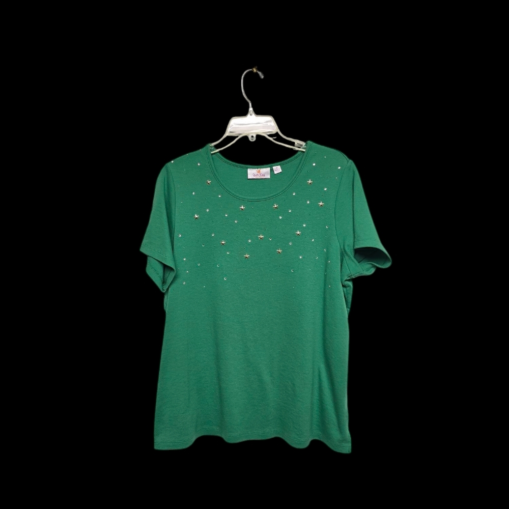 Quacker Factory Rhinestuds StarsEmbellished Short Sleeve Swing Top Emerald Green